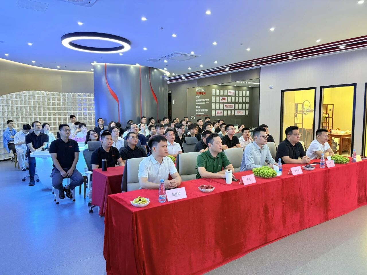 9.3從閱兵看中國智造底氣！智火柴以油品監測實力護航 “國之重器” 圖1