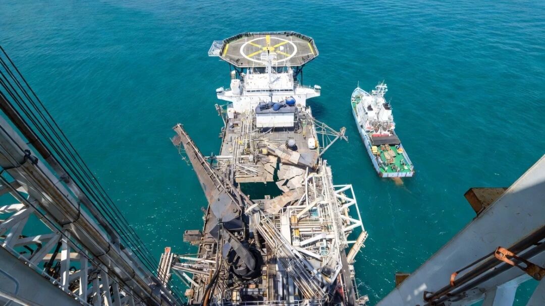 工程船舶案例：發電機與推尾系統油液在線監測方案的部署應用 圖2.jpg